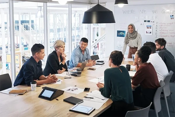 Employees Using Outlook